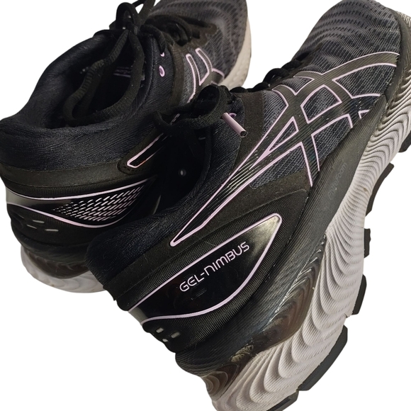 ASICS Women's Gel-Nimbus 22 Running Shoes Black Purple Sneakers Size 9 - Picture 7 of 9